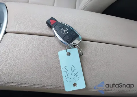 2017 Mercedes-Benz C 300 4Matic из США, поврежденный, VIN 55SWF4KB1HU185640